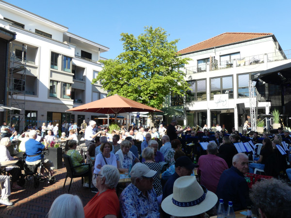 Stadtkapelle meets Dei Binnenschippers